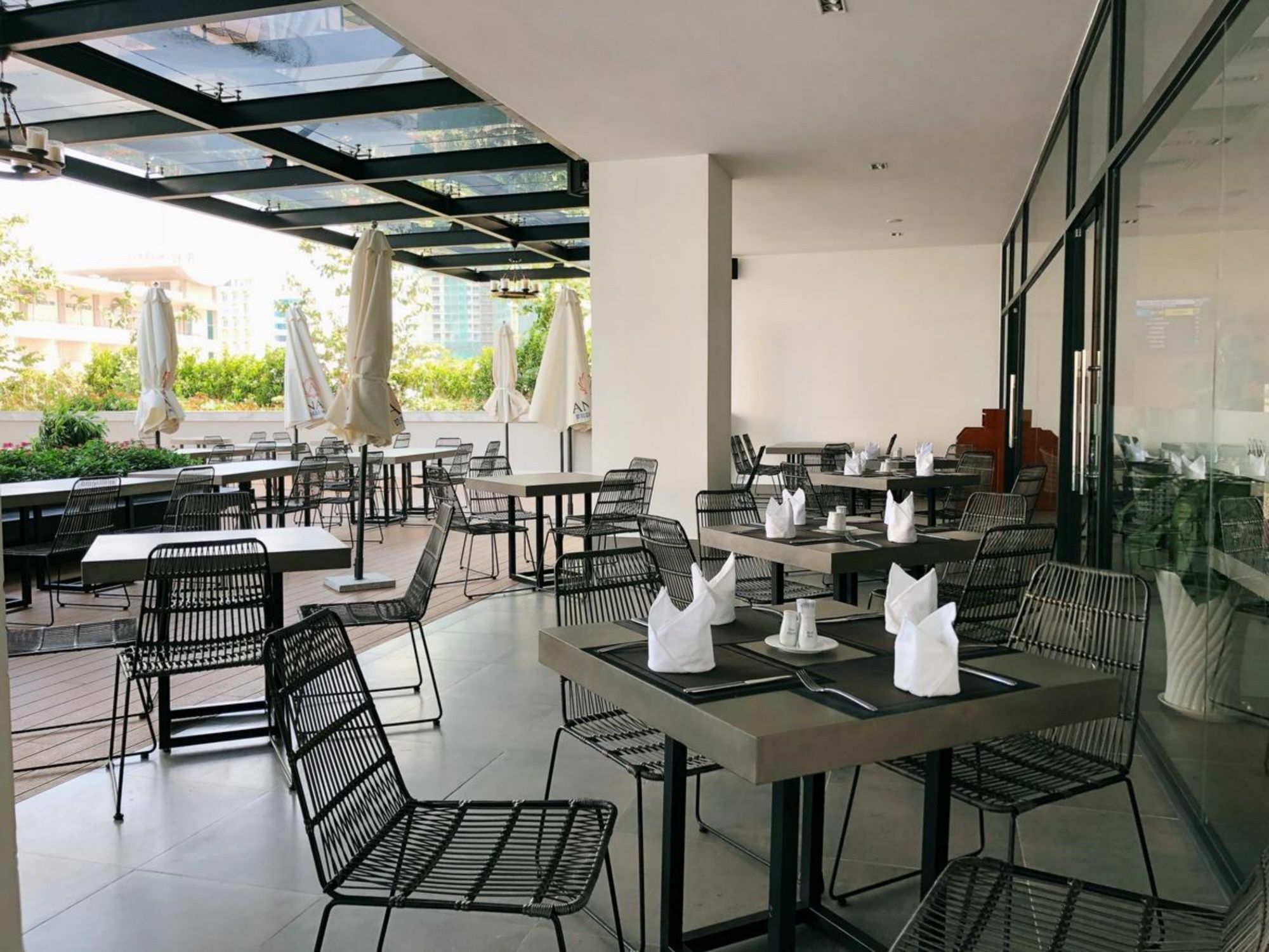 Parama Apartments Balcony Beachfront Nha Trang Luaran gambar